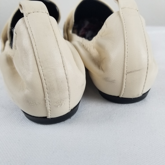 Lanvin Cream Soft Lamb Leather Loagers with Gold Chain Detail Size 7 - Picture 10 of 12